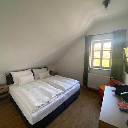 Altstadthotel Alt & Jung Regensburg Exteriör bild