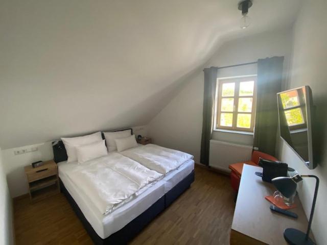Altstadthotel Alt & Jung Regensburg Exteriör bild